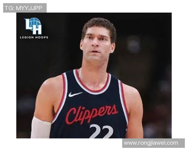 布鲁克洛佩斯：从篮筐之下的巨人到NBA的防守壁垒