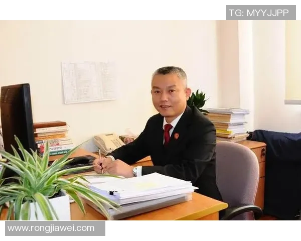 张帆的奋斗历程与成长故事：从平凡到卓越的启示与反思