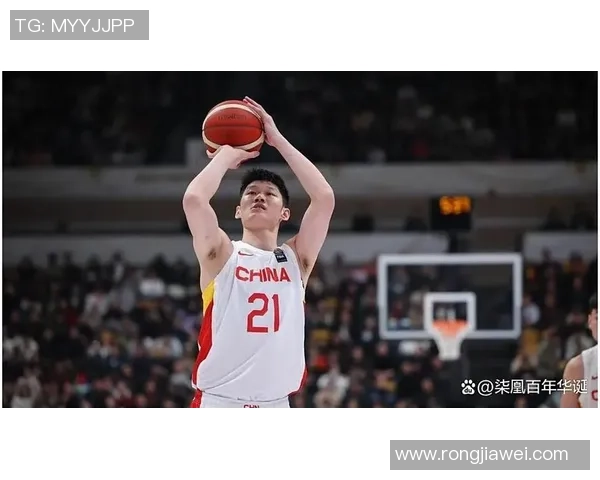 胡金秋：从青涩新星到篮球赛场的璀璨明星之路